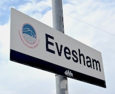 Cotswold and Malverns line logo sign