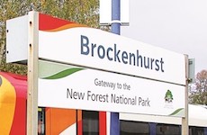 Brockenhurst station sign