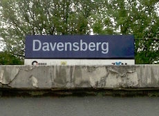 Davensburg station sign