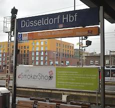 Düsseldorf Hbf station sign