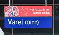 Varel station sign