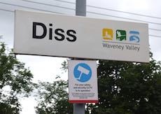 Diss station sign