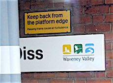 Diss station sign