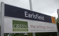 Earlsfield station sign