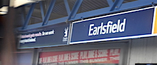 Earlsfield station sign