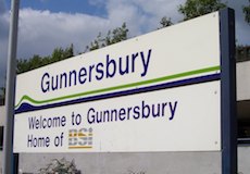 Gunnersbury station sign