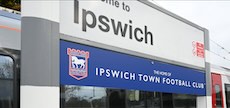 Ipswich station sign