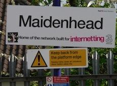 Maidenhead station sign