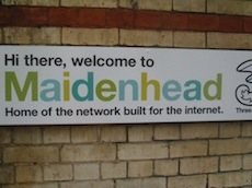 Maidenhead station sign