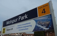 Motspur Park station sign