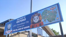 Oxford station sign