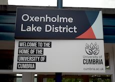 Oxenholme station sign