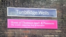 Tunbridge Wells station sign